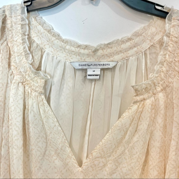 DVF Silk Blouse Top - Picture 5 of 8